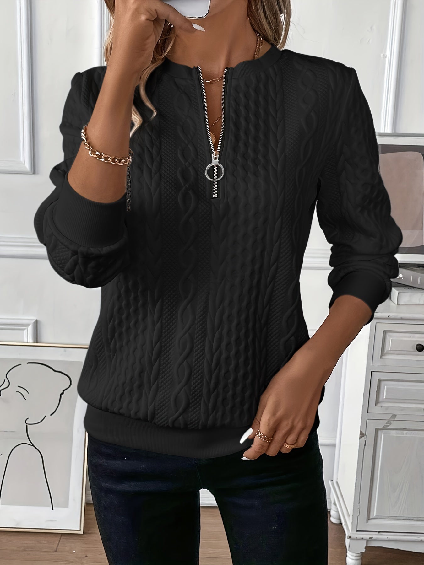 LUCIA™ | ZIP-UP SWEATSHIRT