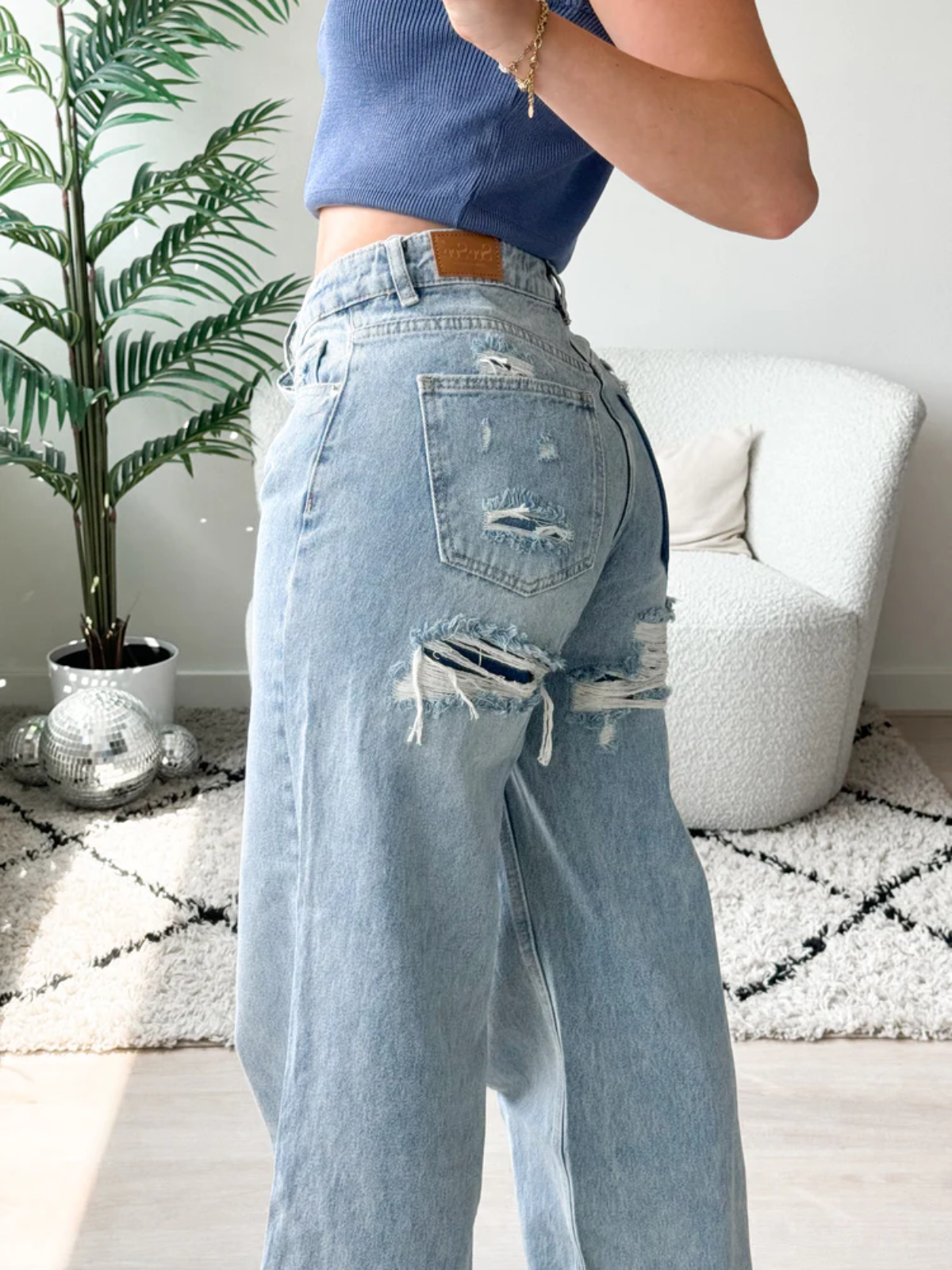 JEANS EN DENIM BLEU CÉLÈBRE