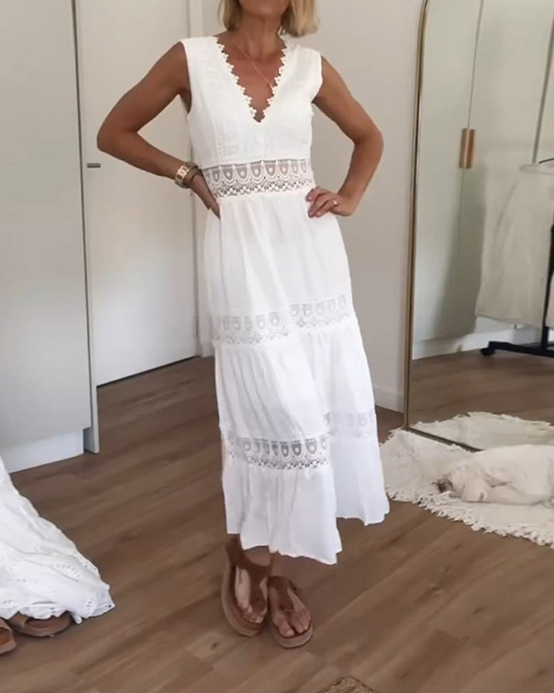 ROBE DÉBARDEUR EN DENTELLE AVEC DÉCOLLEMENT EN V
